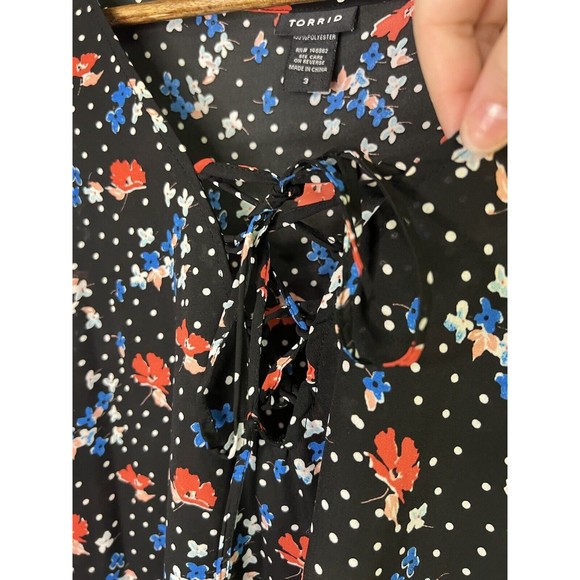 Torrid Women’s Sleeveless Blouse Polka Dot Floral Top Plus Size 3X - Picture 4 of 7